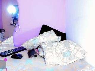 shanelengel Live Webcam on CamSoda