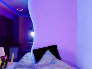 shanelengel Live Webcam on CamSoda