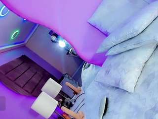 shanelengel Live Webcam on CamSoda