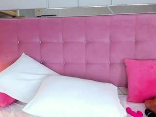  articabelle chat room