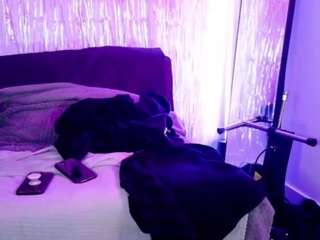 midnightrose11 webcam