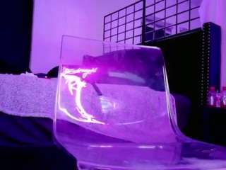 midnightrose11 webcam