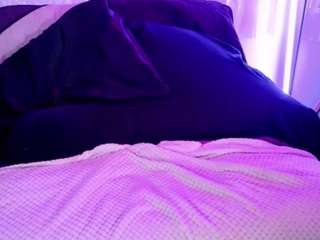 midnightrose11 webcam