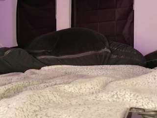 Midnightrose11 live cam preview