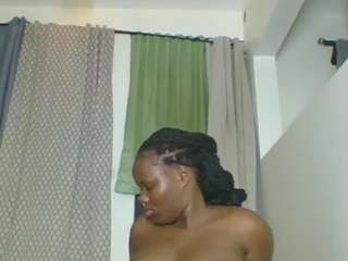 honyslut's CamSoda show and profile