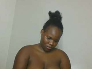 honyslut's CamSoda show and profile