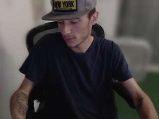 Live cam show with KingDICK607