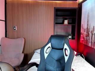 melannyluv Live Webcam on CamSoda