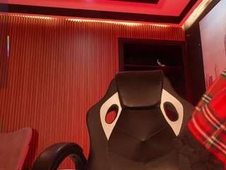 melannyluv Live Webcam on CamSoda