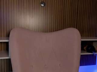 MelannyLuv live cam preview
