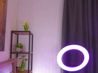 Lili live cam preview