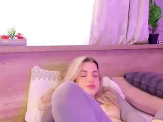 EngelBeldon's Live Sex Cam Show