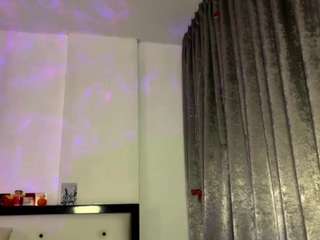 highenough-queen Live Webcam on CamSoda
