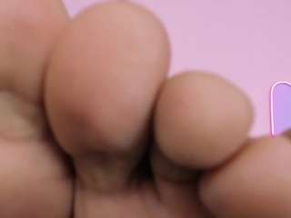 mingieerouse's CamSoda show and profile