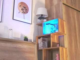 Kate live webcam show