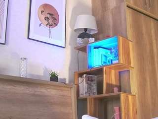 Kate live webcam show