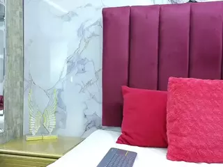 PAULABOTERO's Live Sex Cam Show
