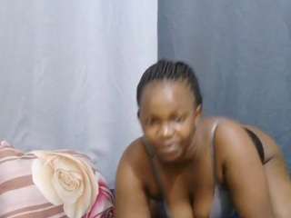 sweet-bunny12 webcam