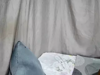 sweet-bunny12's Live Sex Cam Show