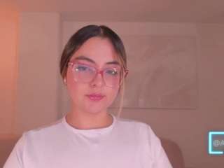 allisonrogersx live webcam show