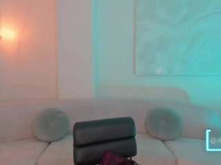 AllisonRogersX live webcam show