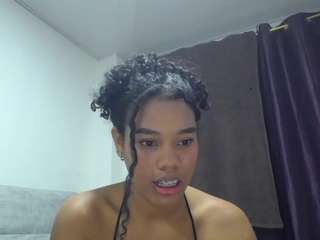 milalunathong Live Webcam on CamSoda