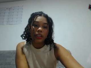milalunathong Live Webcam on CamSoda