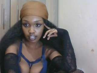 RavynPhoenixx