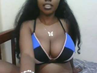 RavynPhoenixx