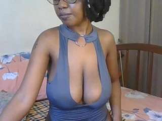 ravynphoenixx webcam