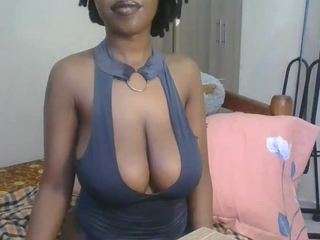 ravynphoenixx webcam