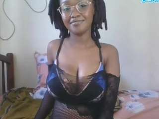 ravynphoenixx