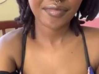 ravynphoenixx