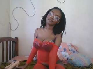 ravynphoenixx