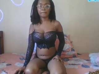 ravynphoenixx