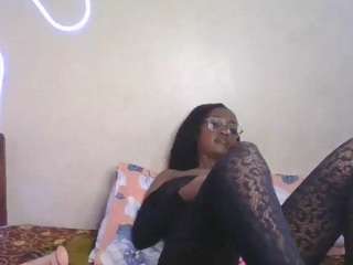 Talia_shylusty