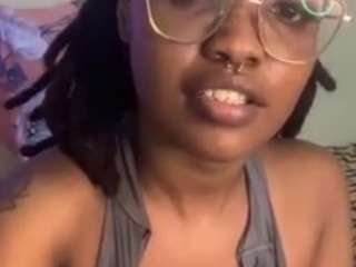 ravynphoenixx