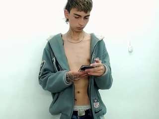  ttimy-x-boy chat room