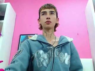 ttimy-x-boy Live Webcam on CamSoda