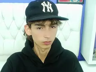 ttimy-x-boy's Live Sex Cam Show