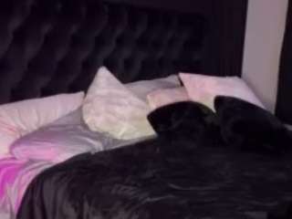 kyralove777 Live Webcam on CamSoda