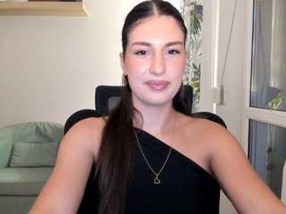 nadiaa19 webcam