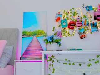  sooofffiyyaaa chat room