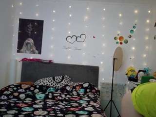 yrenex Live Webcam on CamSoda