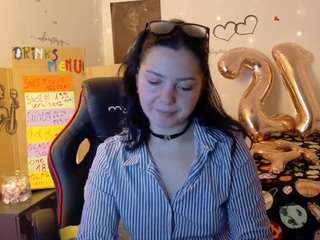 yrenex camsoda