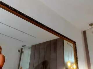 mia-miian18 Live Webcam on CamSoda