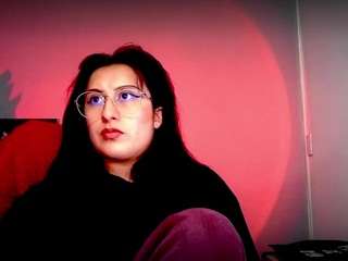 scarlettsen's CamSoda show and profile