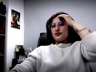 scarlettsen Live Webcam on CamSoda