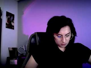 scarlettsen's CamSoda show and profile