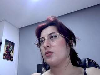 Ce modèle est en direct maintenant. scarlettsen